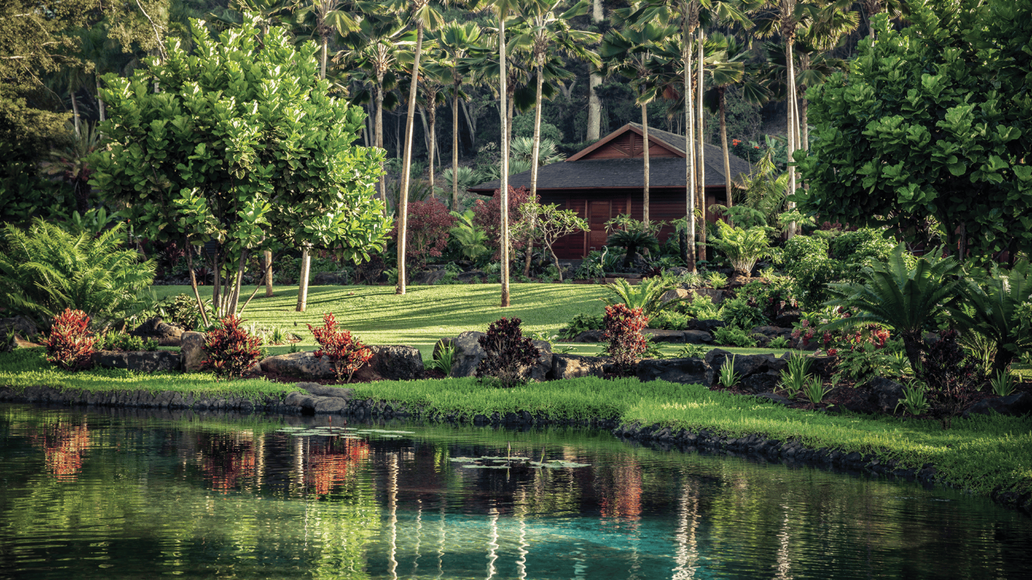 KOE_461 Enjoy the spa and fitness facilities at Sensei Lānaʻi